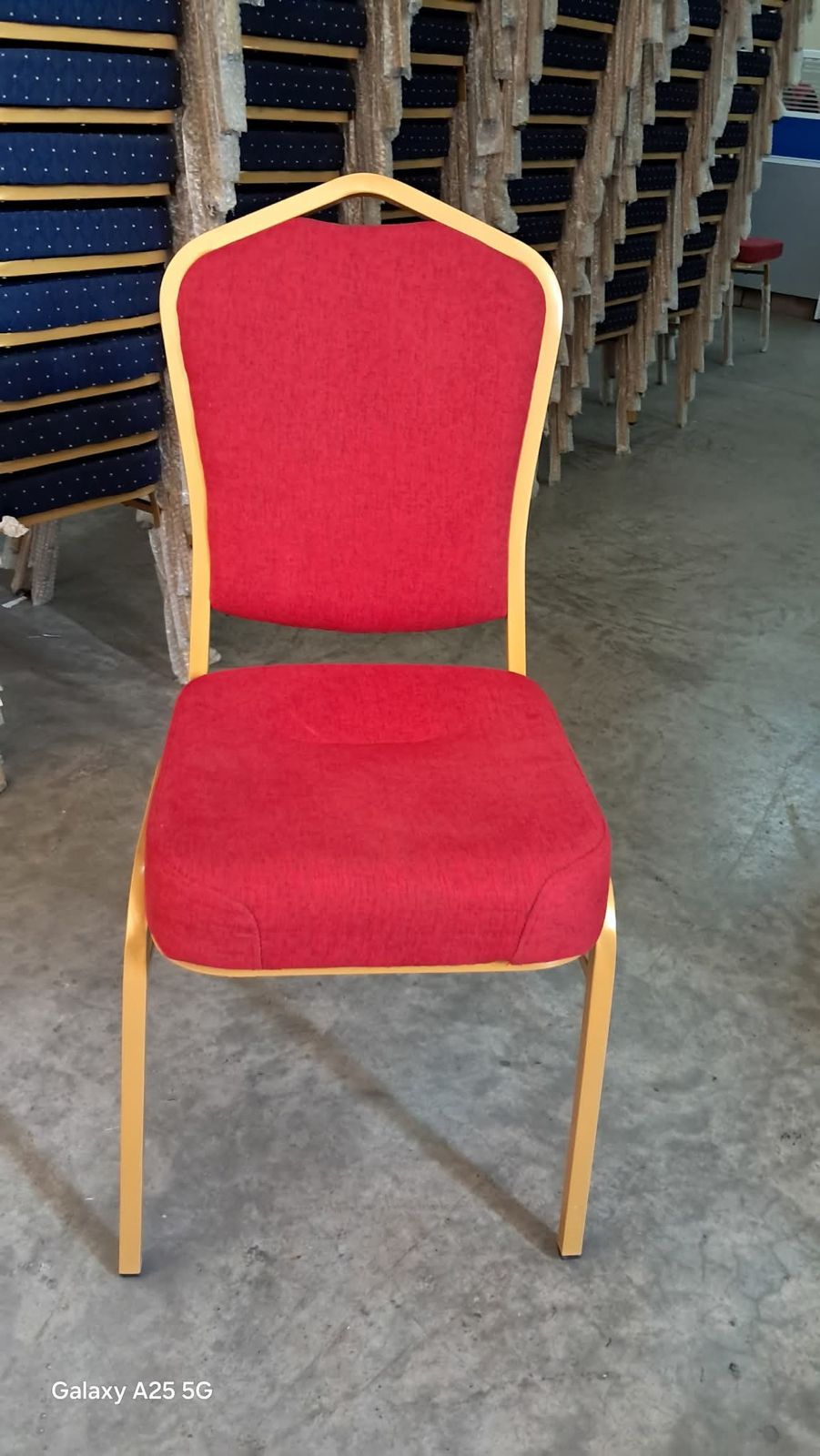 Conference & Event Banquet Chair - Image 2