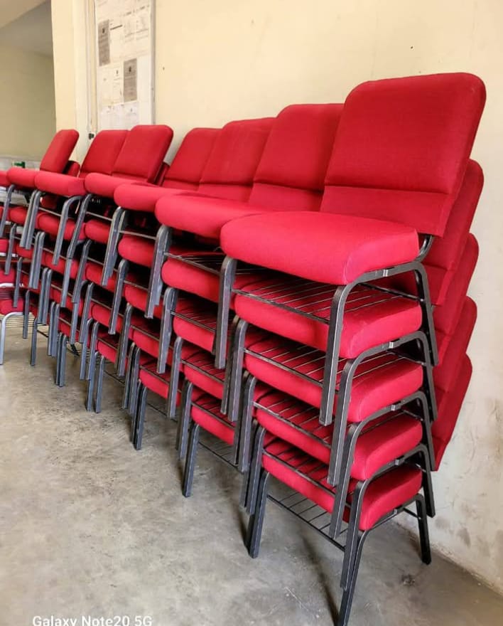 Church Chairs - Image 3